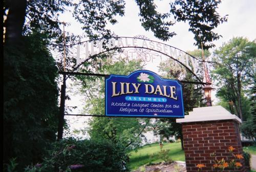 Lily Dale Gateway